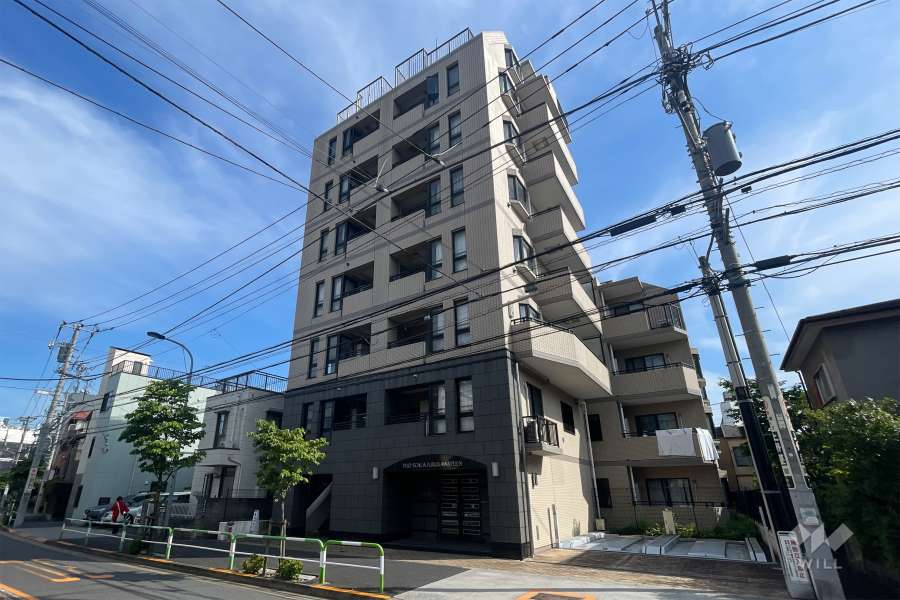 デュオスカーラ古河庭園の外観（北西側から）