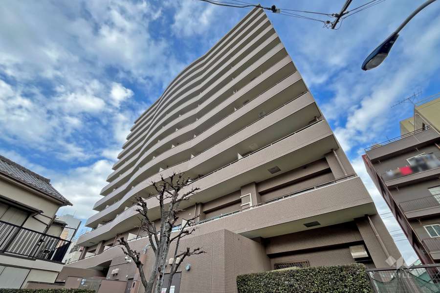 コスモ田端の外観（南東側から）