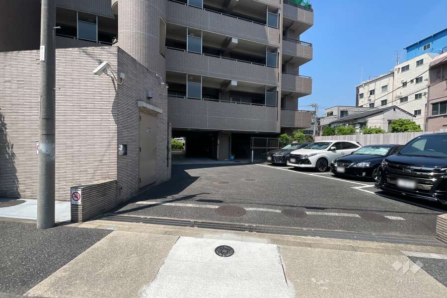 敷地内駐車場（屋外平面式）