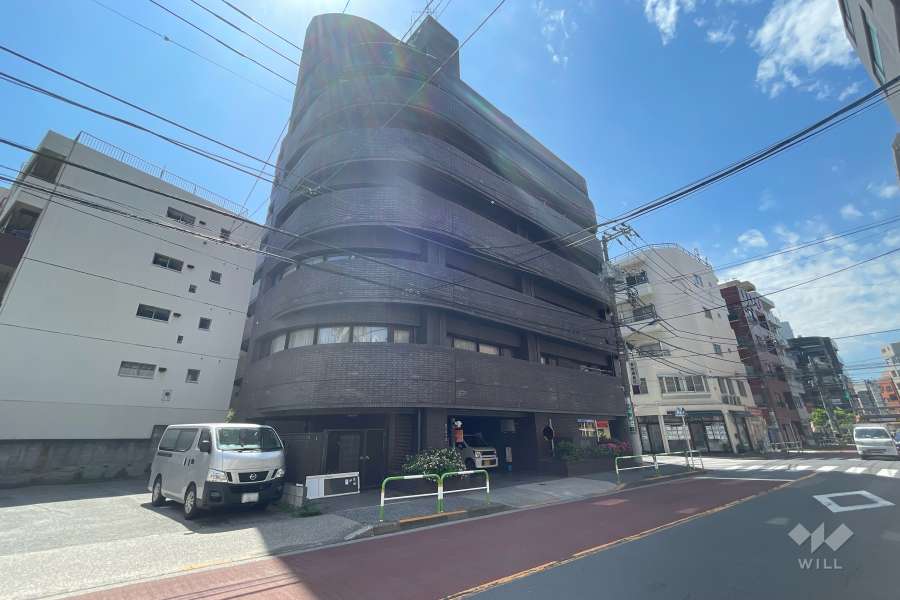 パレドール六義園北の外観（南東側から）