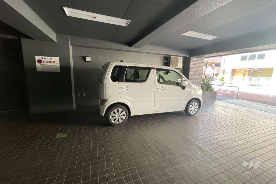 敷地内駐車場（屋内平面式）