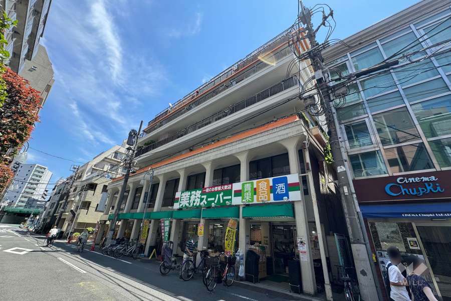 マンションニュー田端の外観（南西側から）.