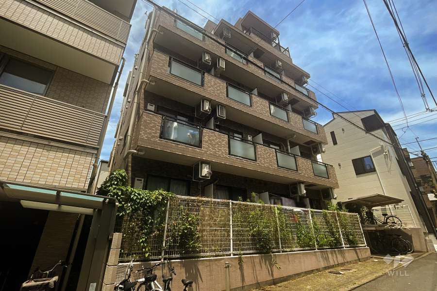 ライオンズマンション駒込第7の外観（南東側から）