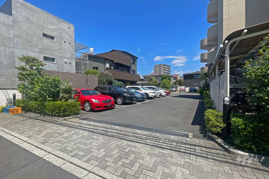 敷地内駐車場（屋外平面式）