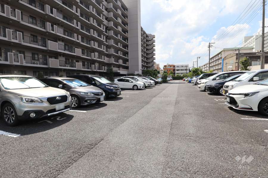 敷地内駐車場（屋外平面式）