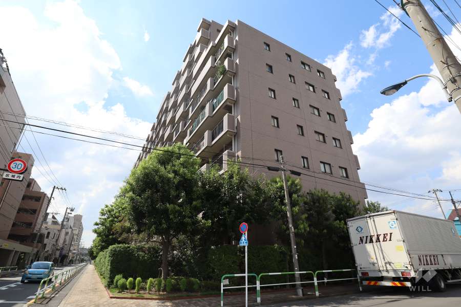 ソルフェスタ赤羽の外観（南西側から）