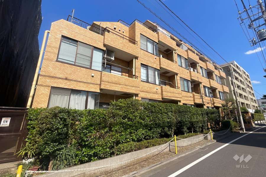 ライオンズマンション西が丘の外観（北西側から）