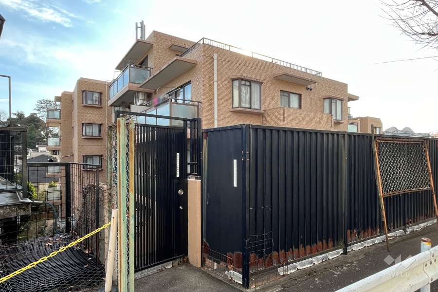 ライオンズマンション赤羽西の外観（北東側から）