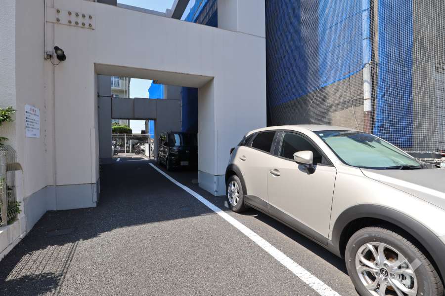 敷地内駐車場（屋外平面式）