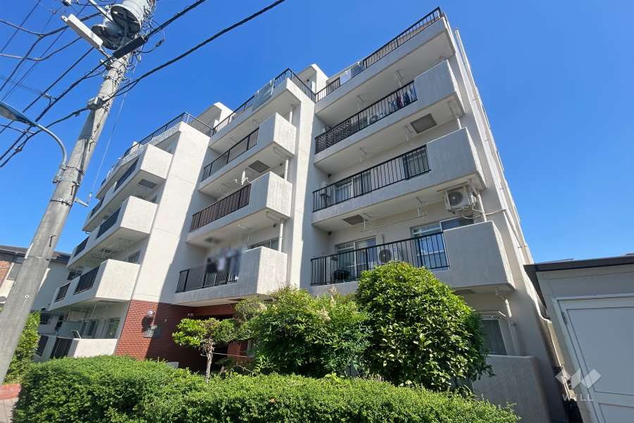 赤羽シティハイツの外観（南東側から）