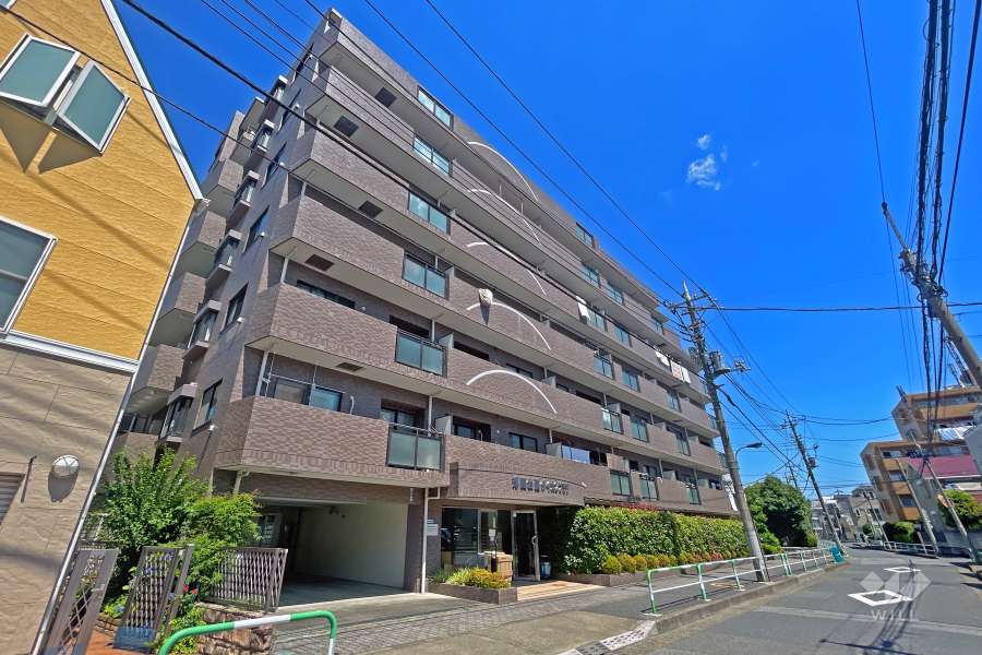 浮間公園ダイカンプラザの外観（南東側から）