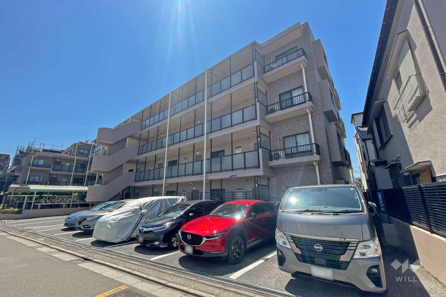 ライオンズガーデン赤羽の外観（北西側から）