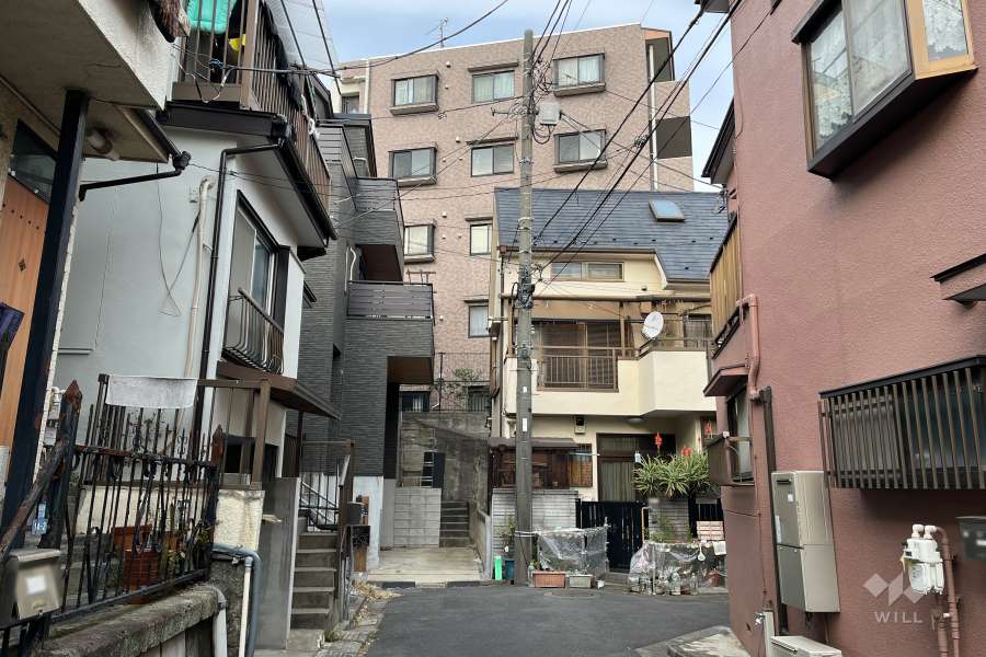 日神パレステージ赤羽台の外観（南側から）