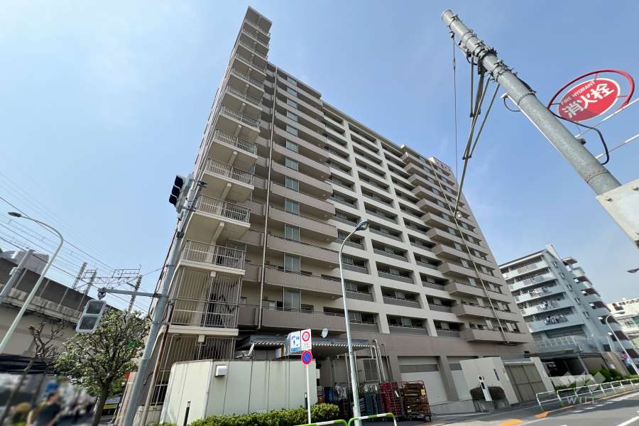 アクトピア北赤羽参番館の外観（南東側から）