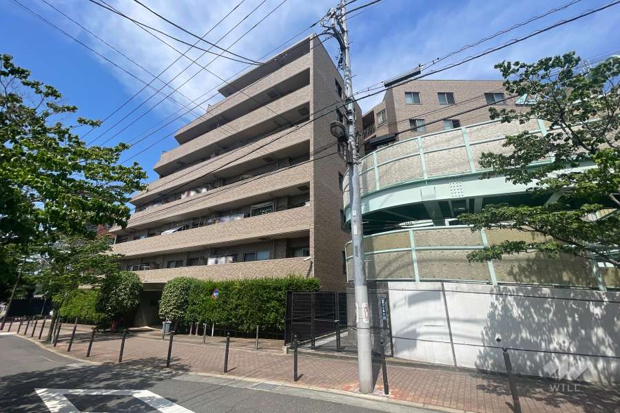 エンゼルパークサイド飛鳥山の外観（南西側から）