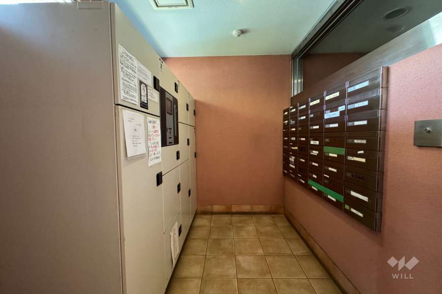 宅配ボックスと共用ポスト