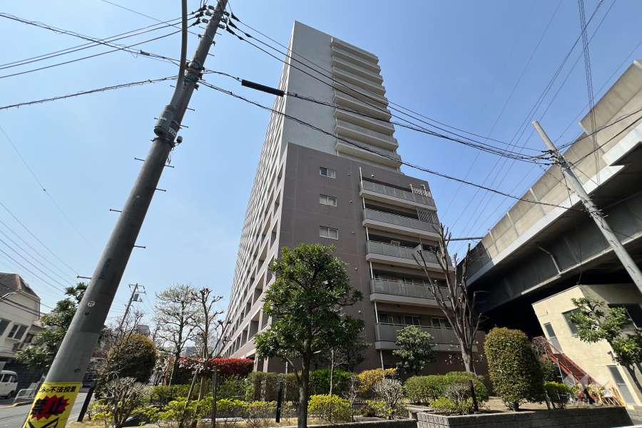 アクトピア北赤羽四番館の外観（東側から）