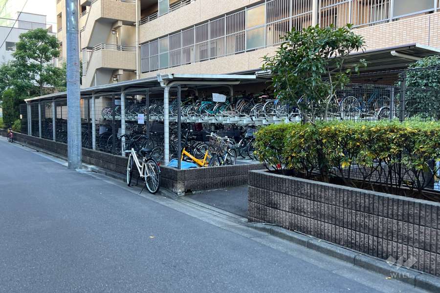 駐輪場（屋根付き）