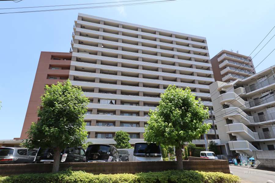 アクエアリバージュ東京の外観（南西側から）