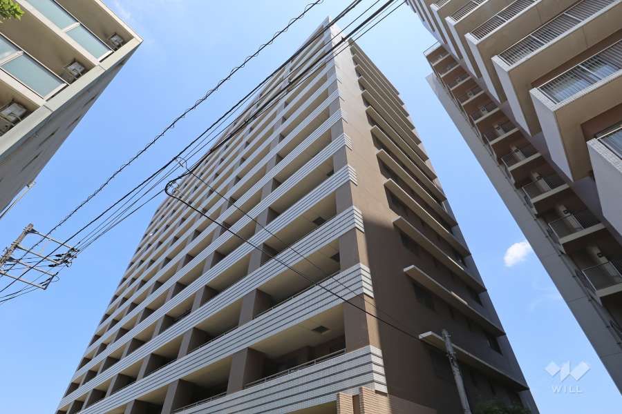 アクエアリバージュ東京の外観（南側から）