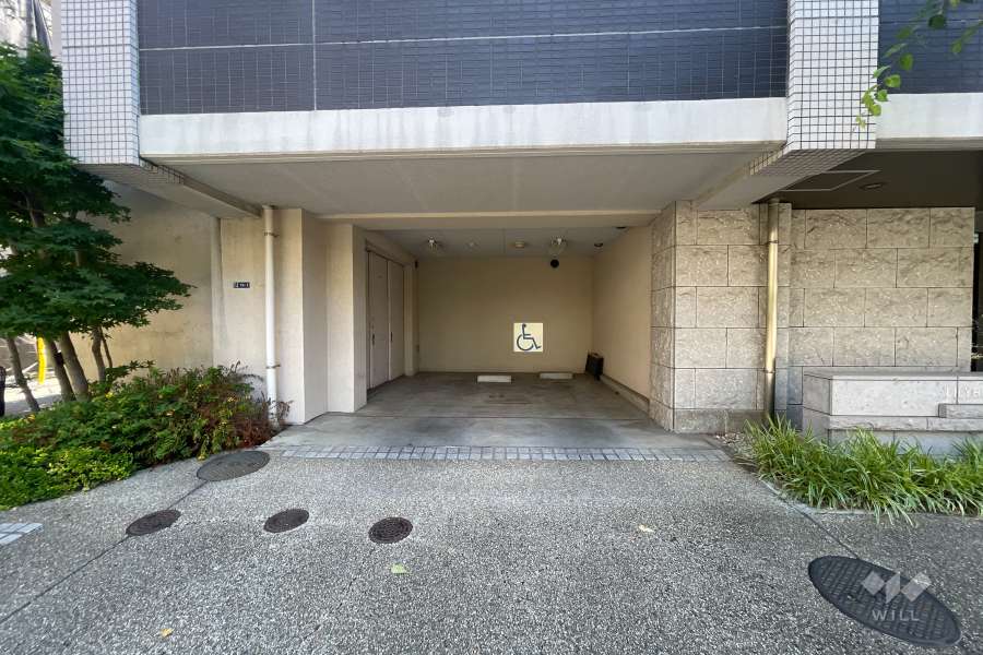 敷地内駐車場（屋内平面式）