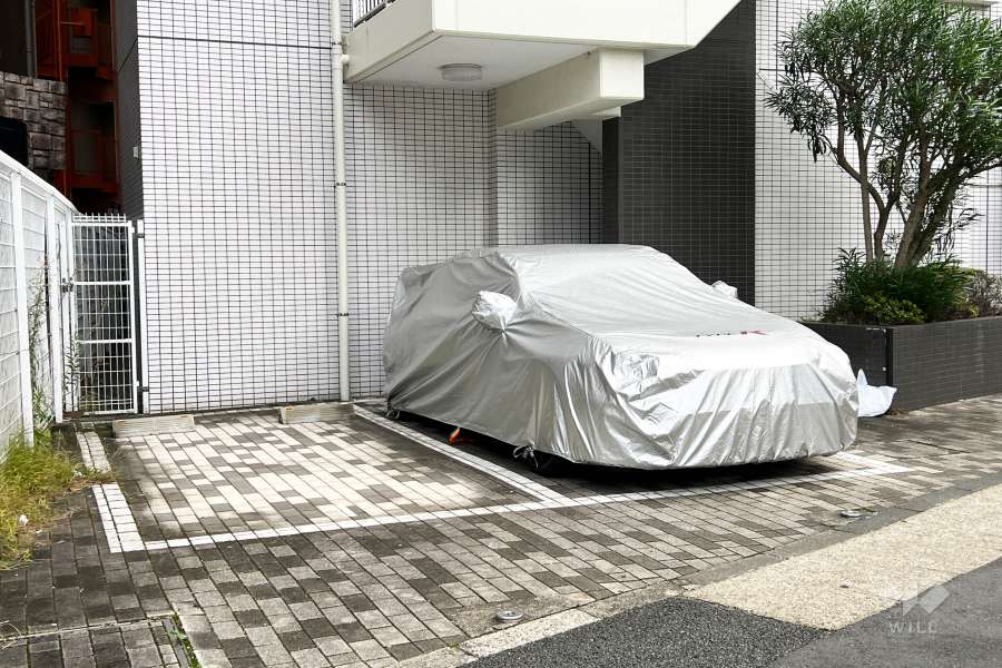 敷地内駐車場（屋外平面式）