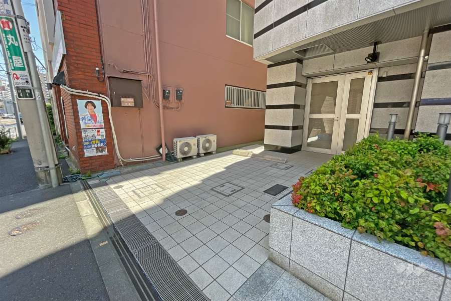 敷地内駐車場（屋外平面式）