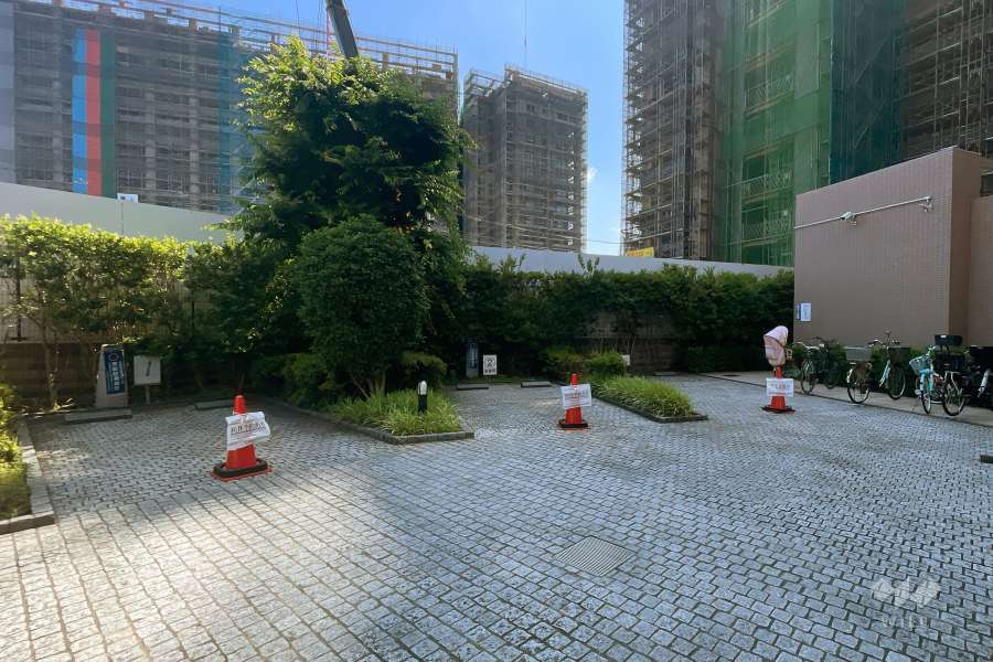 敷地内駐車場（屋外平面式）