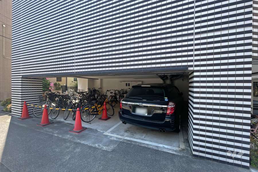 敷地内駐車場（屋外平面式）