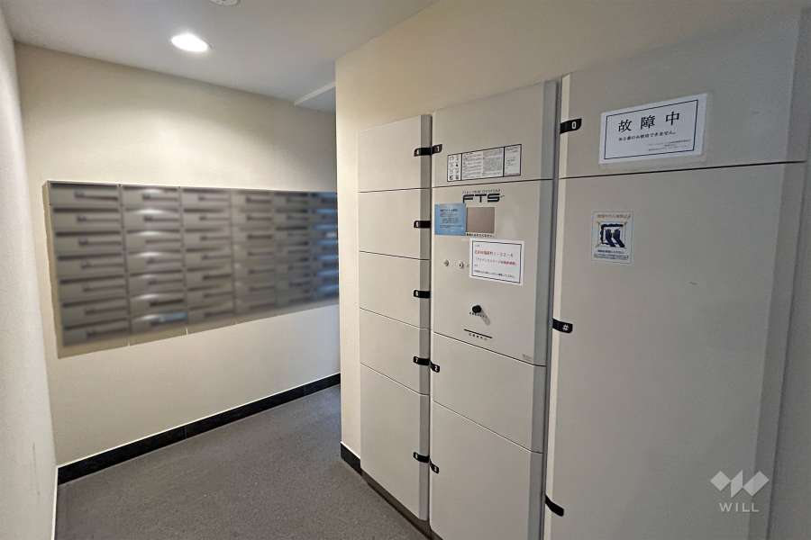 宅配ボックスと共用ポスト