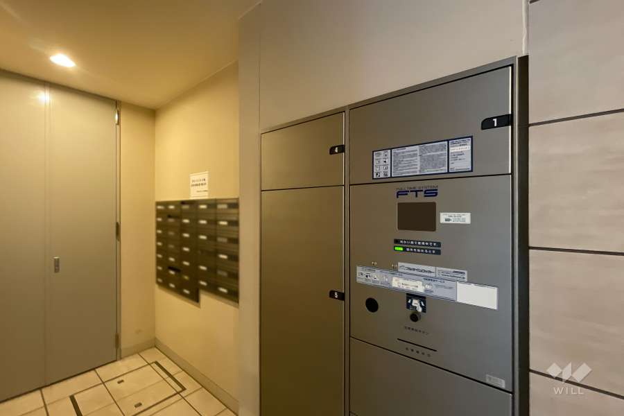 宅配ボックスと共用ポスト