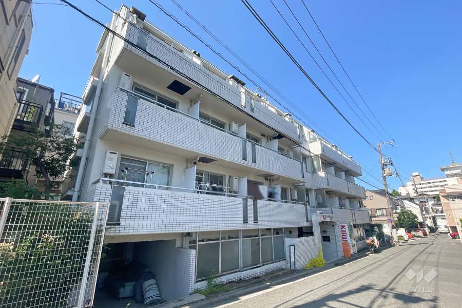 ウィンベルソロ赤羽第3の外観（南西側から）