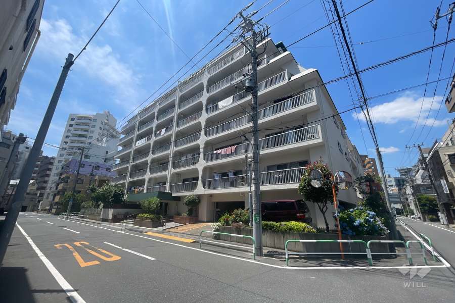 コーシン王子マンションの外観（北東側から）