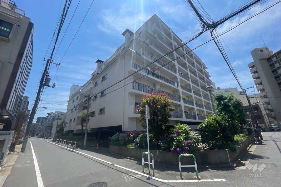 コーシン王子マンションの外観（北西側から）