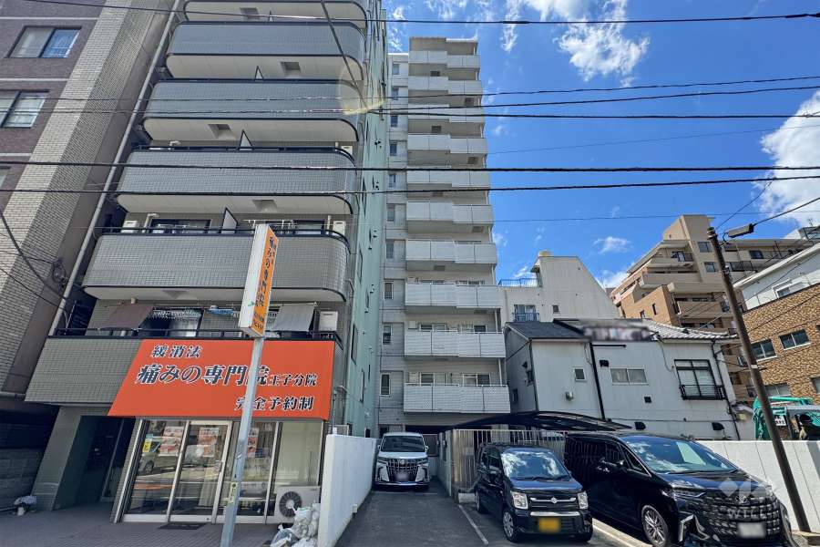 パークステージ王子駅前の外観（東側から）　