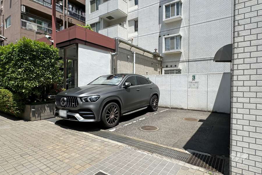 敷地内駐車場（屋外平面式）