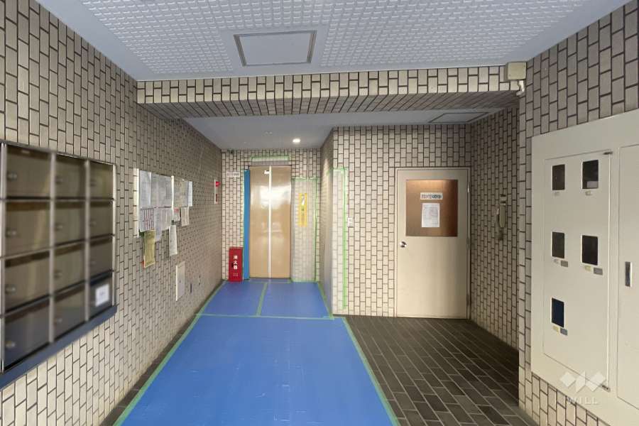 エントランスホール