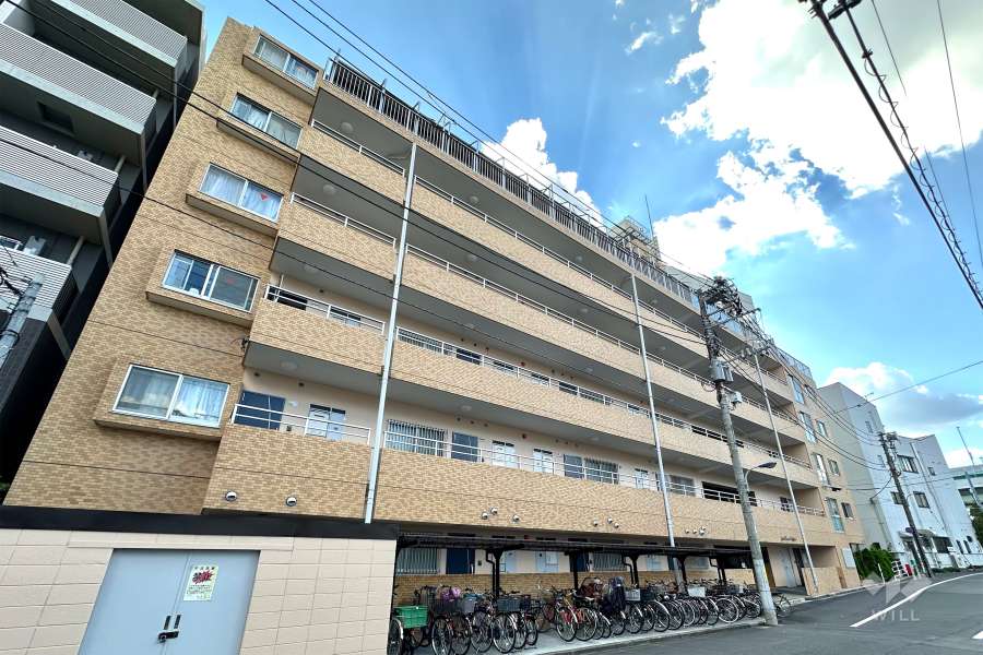 ライオンズマンション王子第５の外観（北東側から）