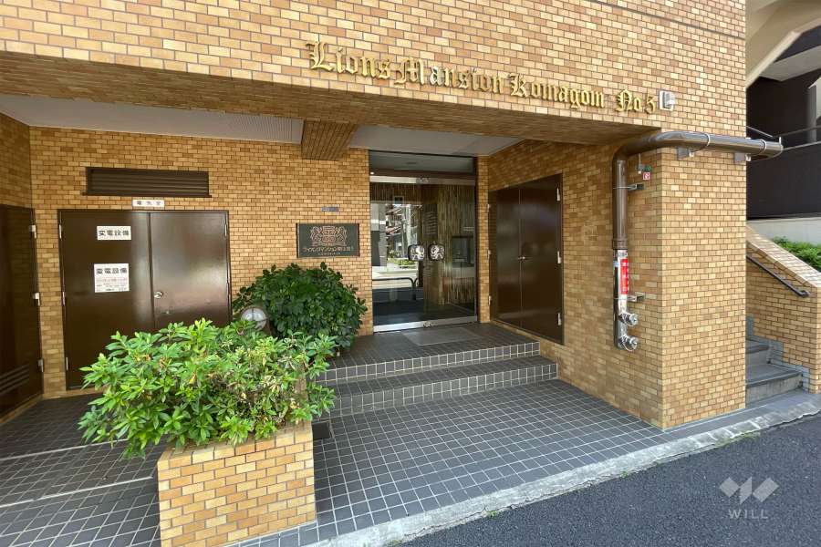 エントランス　