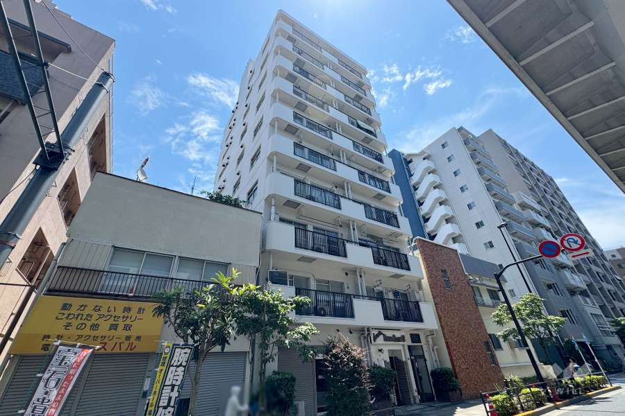 ライオンズマンション西日暮里の外観（北西側から）