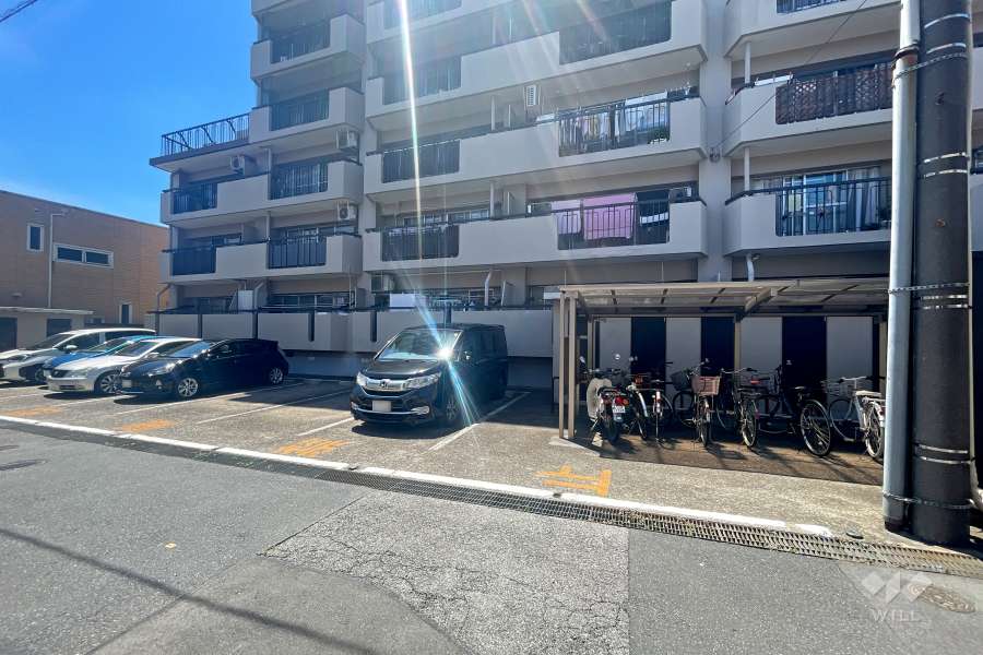 敷地内駐車場（屋外平面式）