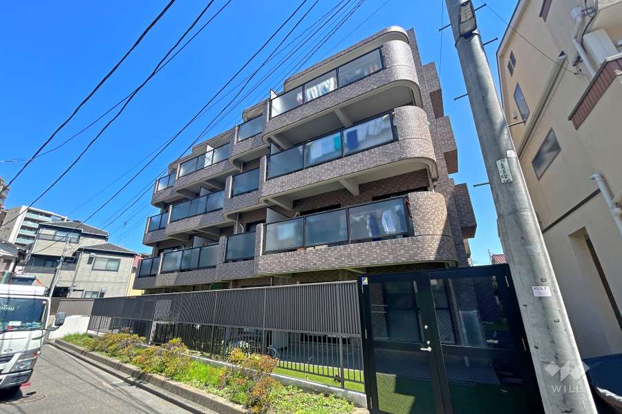 日神パレステージ志茂の外観（南東側から）