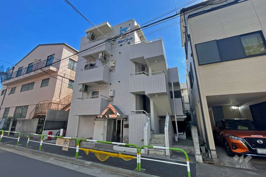 スカイコート赤羽の外観（北東側から）