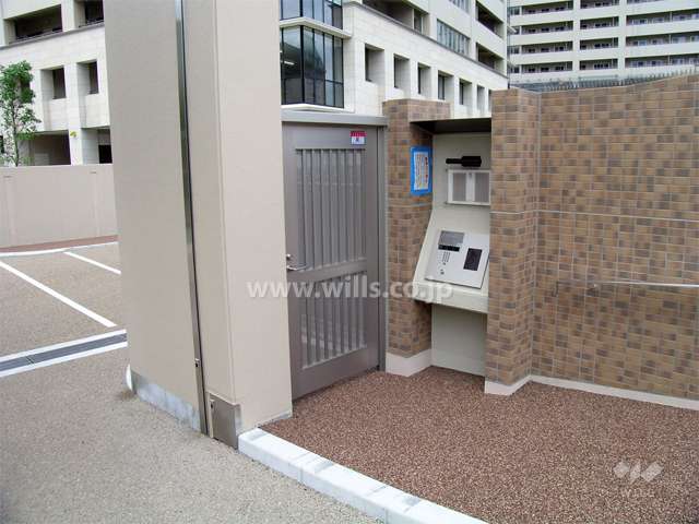 駐車場入り口のオートロック