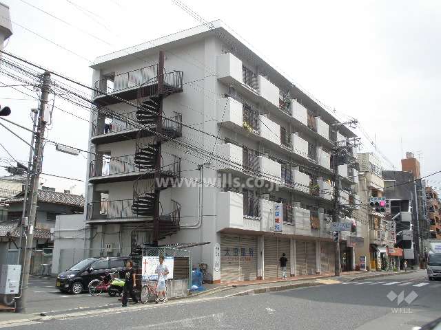 浅尾蛍池マンションの外観