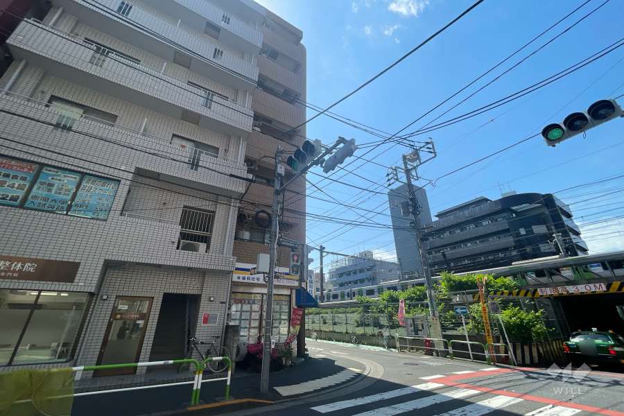 コスモ駒込の外観（南東側から）