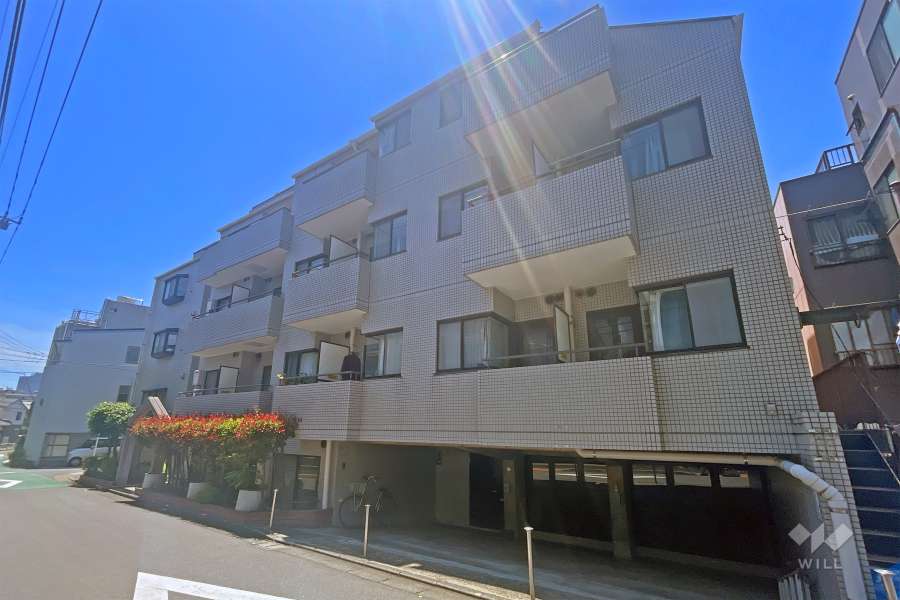 グランドコート駒込の外観（北東側から）