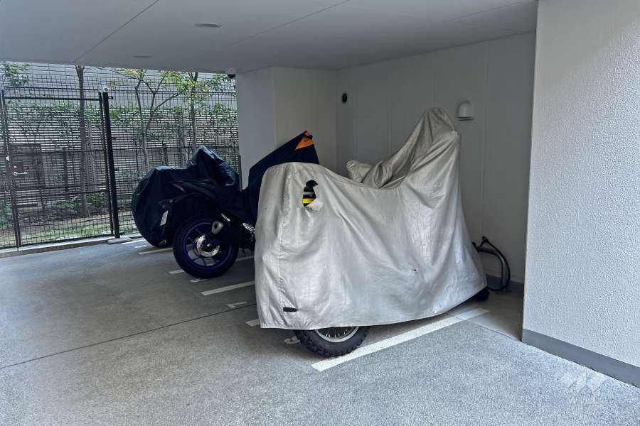 バイク置場