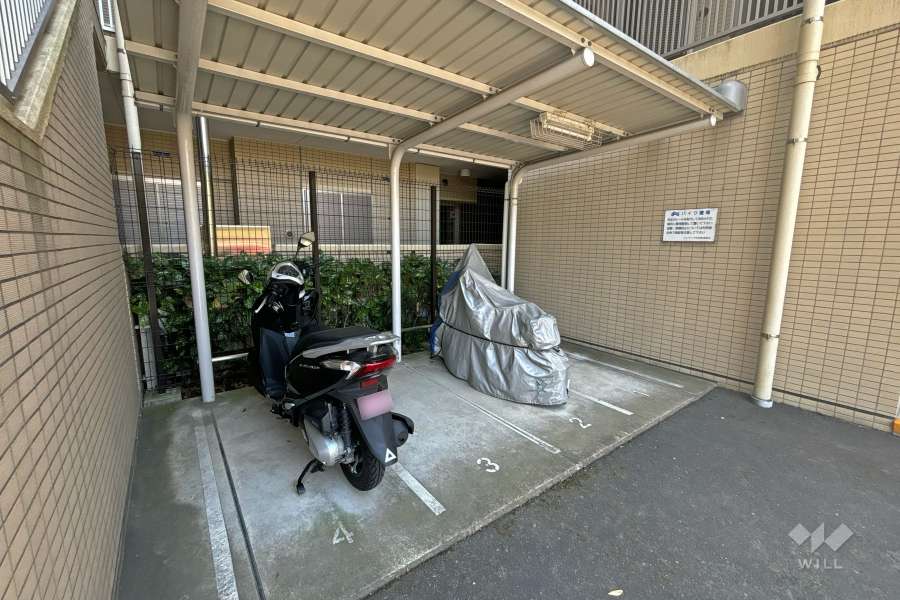 バイク置場