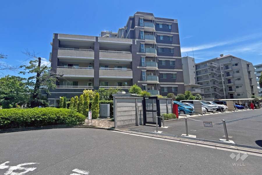 クレヴィア赤羽の外観（西側から）